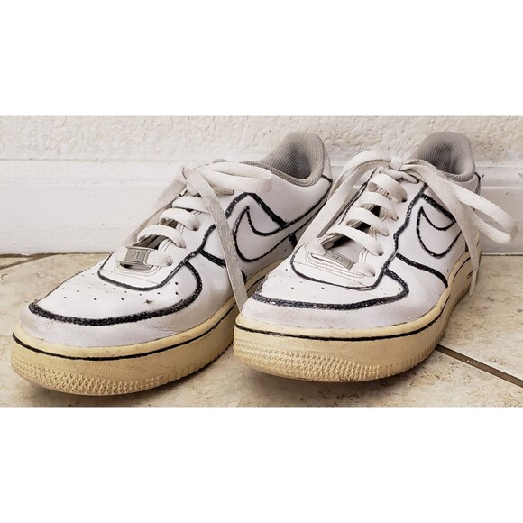 Nike Air Force 1 Low GS Sneakers Lace Up Flats 314192-117 White 5.5Y - Picture 1 of 9